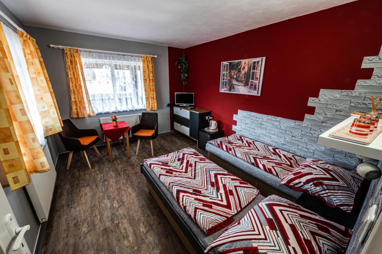 Penzion U Tulaka Dobřichovice Esterno foto
