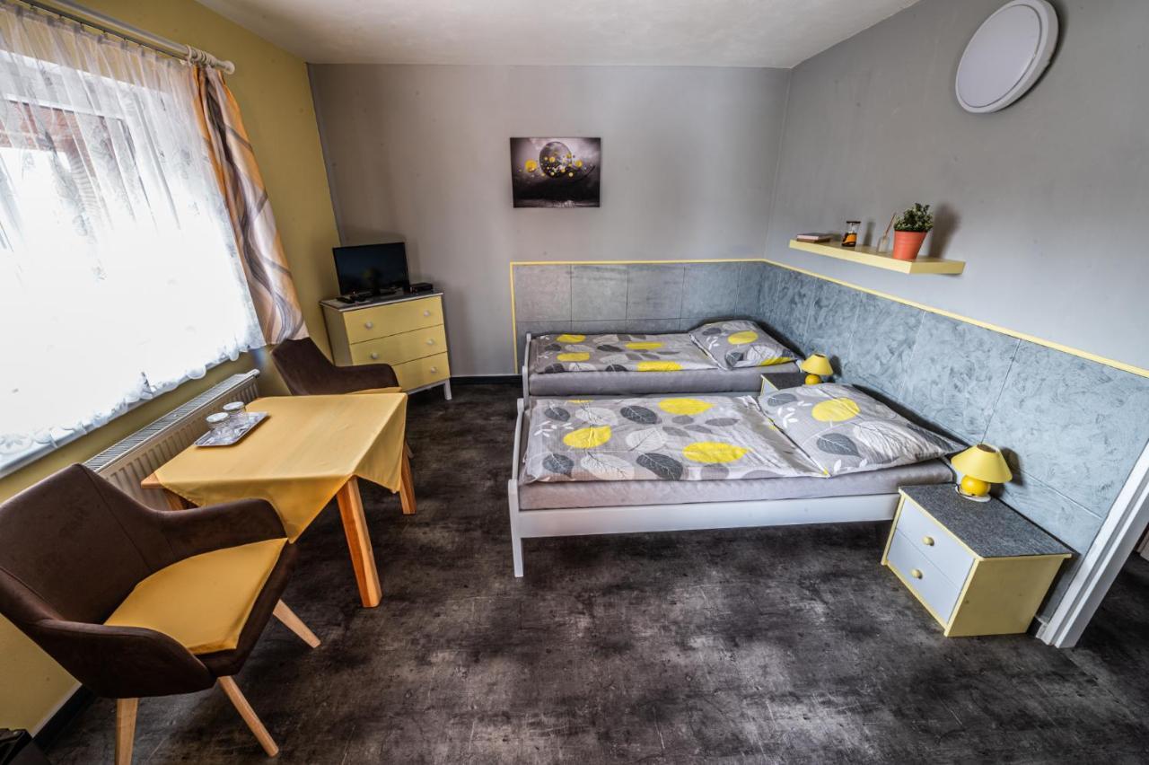 Penzion U Tulaka Dobřichovice Esterno foto